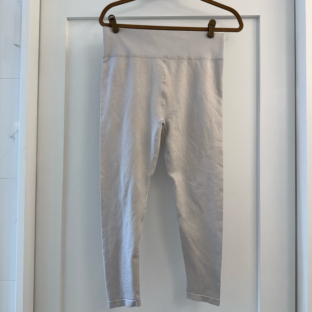 Zella Cream Jacquard Ribbed Base Layer